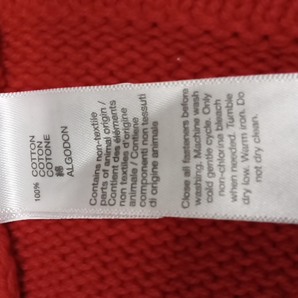 baby Gap red, cable knit, button-up, cardigan - Picture 4 of 4